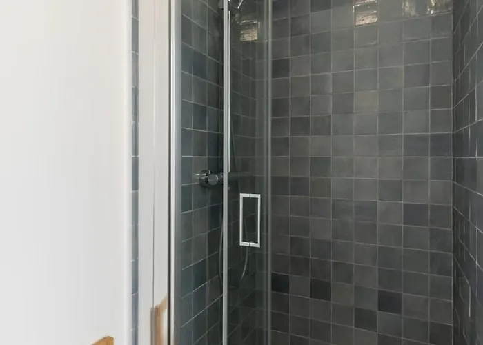 Jane'laur Magnificent Mansion With Garden 11 P *